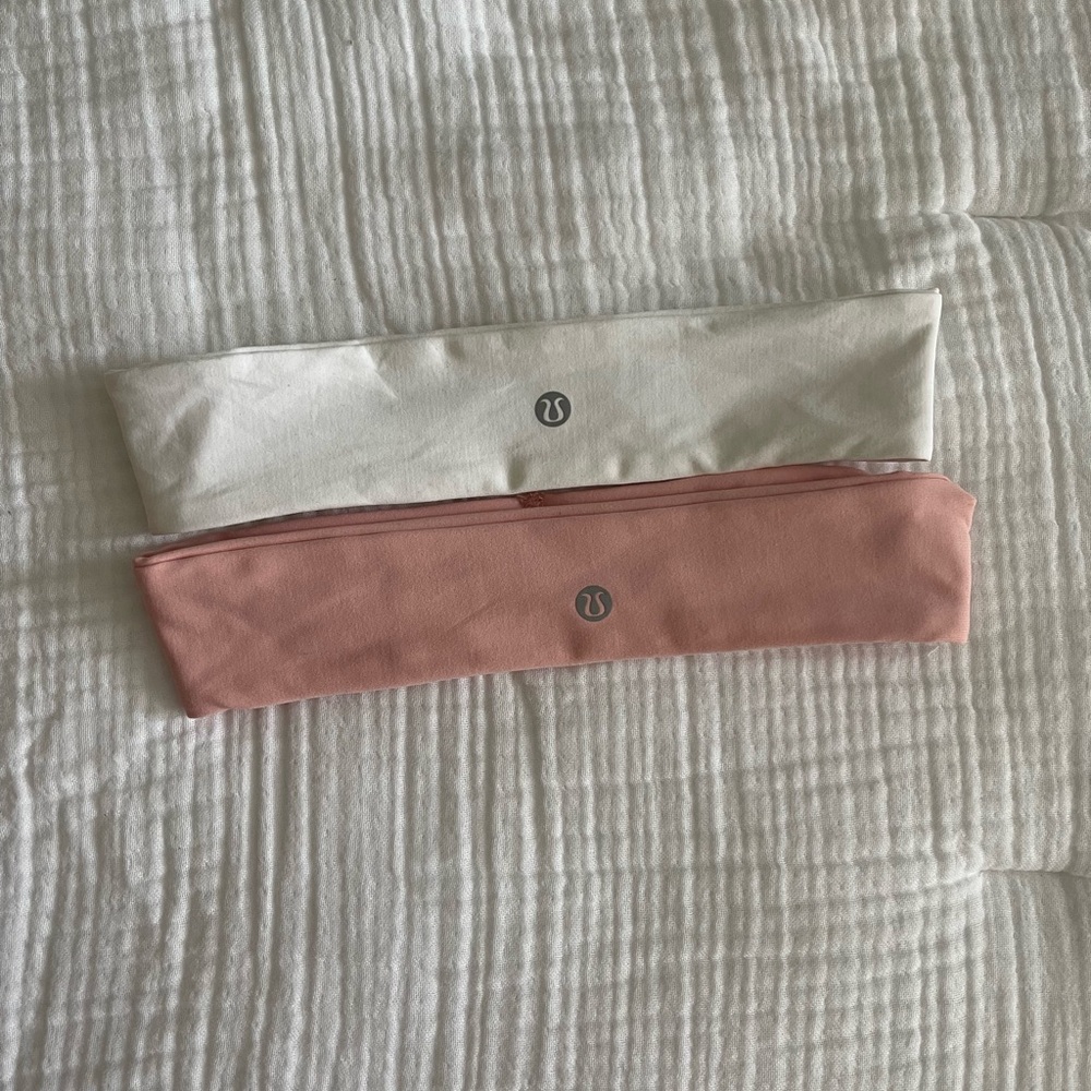 2 Lululemon Logo Headbands - Picture 3 of 3
